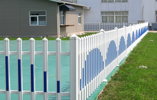 塑鋼<a href=http://www.stillcrazysailing.com target=_blank class=infotextkey>圍欄</a>
